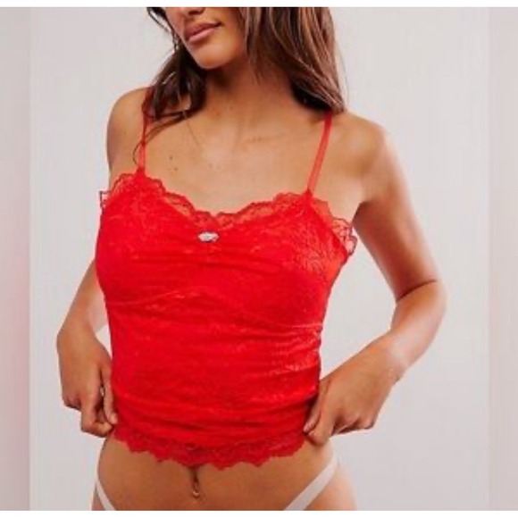 Free‎ People Lacey Essential Red Cami Romantic Cropped Lace Size Small  NWOT - Picture 1 of 9
